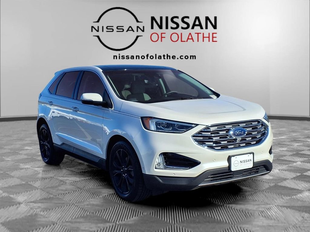 Used 2019 Ford Edge Titanium w/ Equipment Group 301A image 32
