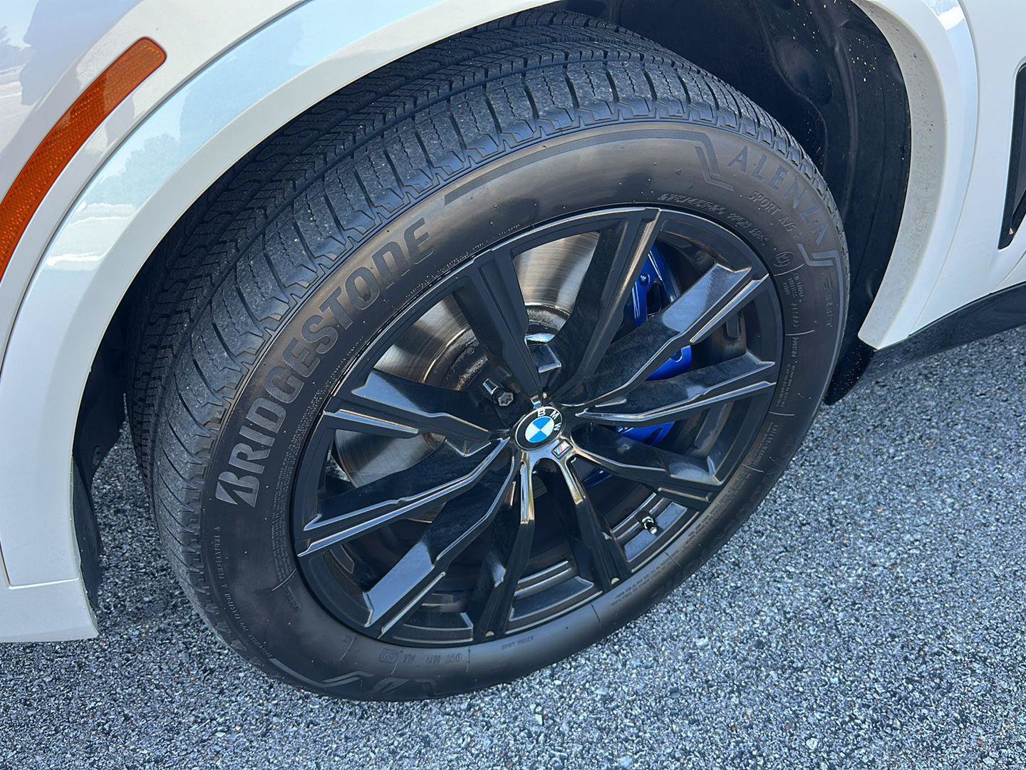 Used 2020 BMW X5 M50i w/ Executive Package AWD/4WD image 9