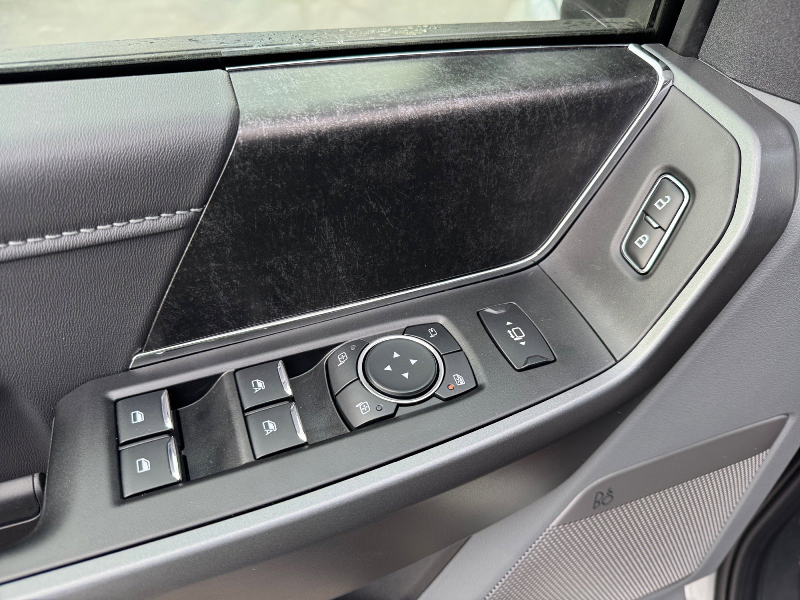 New 2026 Ford F250 XLT w/ XLT Premium Package image 18