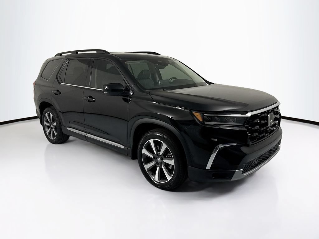 Used 2023 Honda Pilot Elite image 3