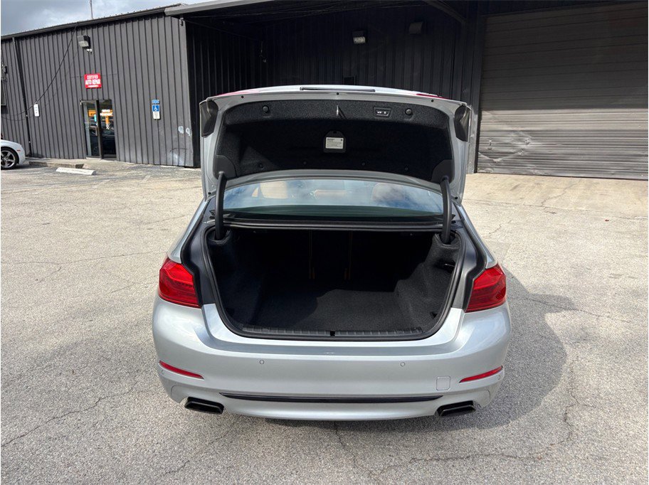 Used 2020 BMW 540i w/ Premium Package RWD image 51