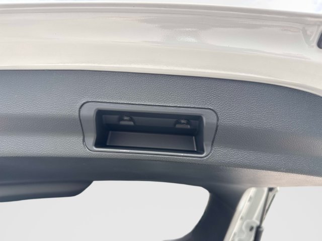 New 2027 Ford Explorer Active RWD image 13