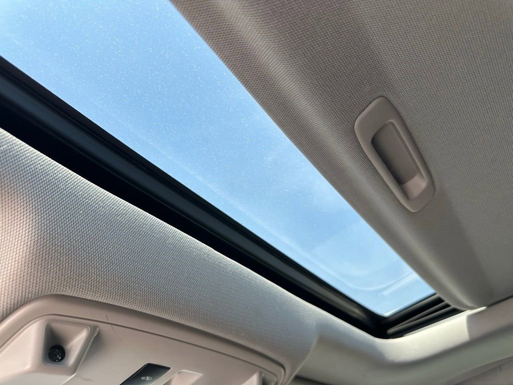 Used 2018 GMC Yukon Denali w/ Denali Ultimate Package image 22