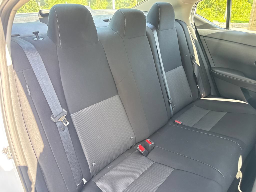 Used 2025 Nissan Sentra SV FWD image 34