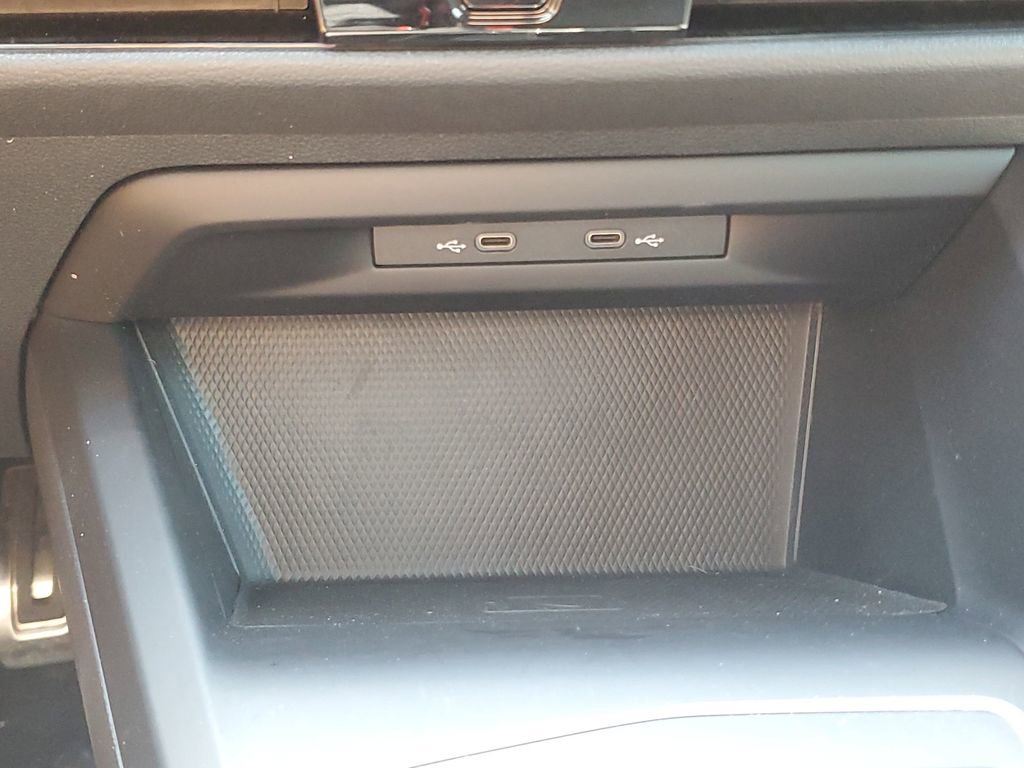Certified 2022 Volkswagen GTI S FWD image 30