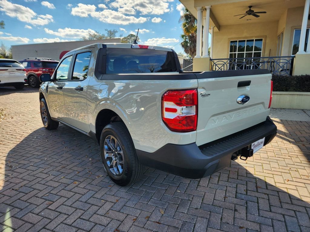 Used 2024 Ford Maverick XLT image 3