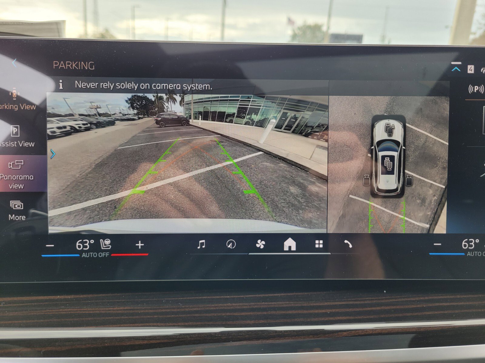 New 2026 BMW X5 xDrive50e w/ M Sport Package image 25