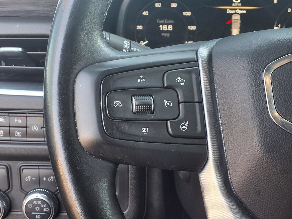 Used 2023 GMC Yukon XL SLT w/ SLT Luxury Package RWD image 14
