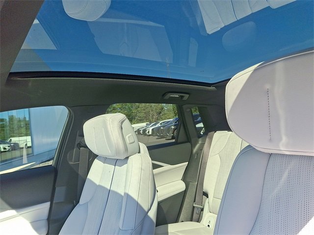 New 2026 Cadillac Lyriq Luxury image 12