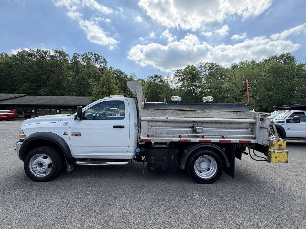 Used 2011 RAM 5500 4x4 Regular Cab w/ PWR Accessory Group image 4