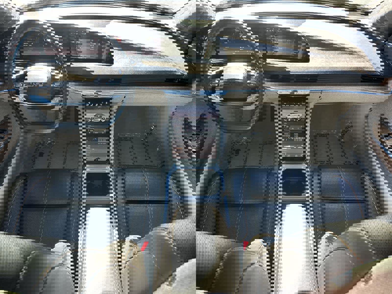 Used 2022 Lucid Air Grand Touring image 10