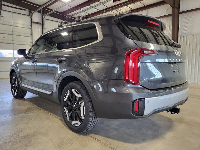 Used 2024 Kia Telluride S w/ S Sunroof Package image 3