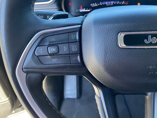 Certified 2023 Jeep Grand Cherokee Altitude image 38