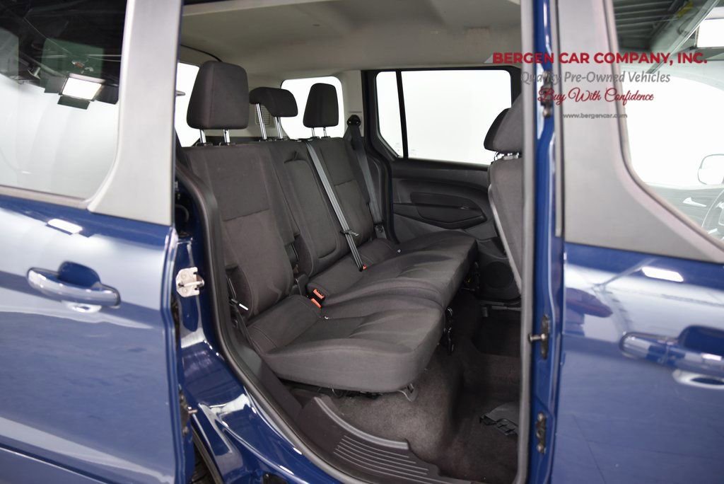 Used 2016 Ford Transit Connect XLT image 15