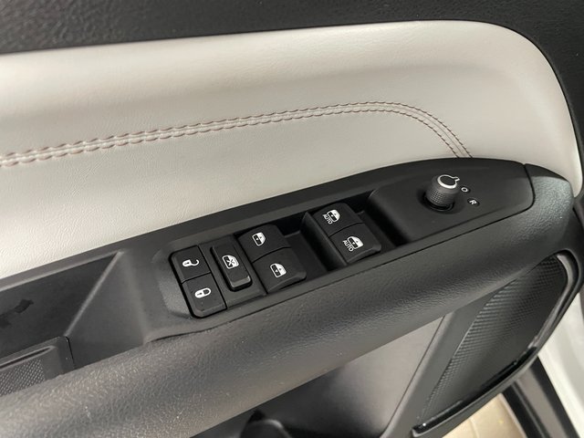 Used 2024 Jeep Compass Limited AWD/4WD image 19