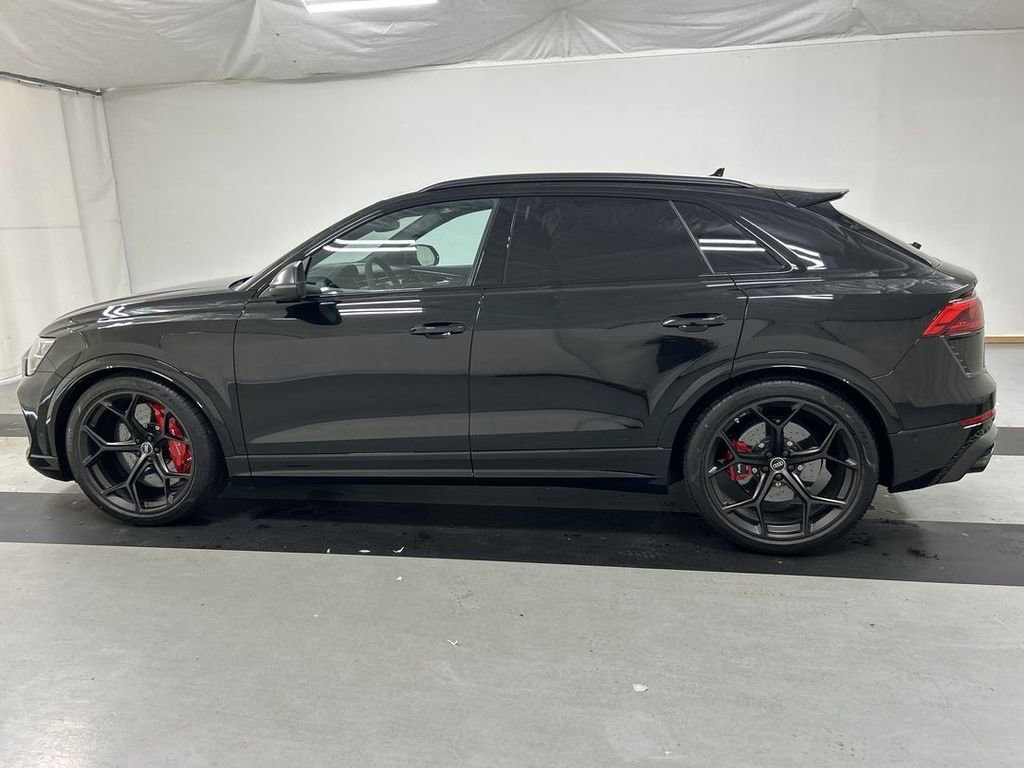 Used 2025 Audi RS Q8 performance w/ Matte Carbon Package AWD/4WD image 6