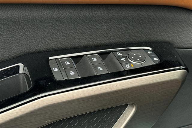 New 2025 Nissan Pathfinder Platinum image 12