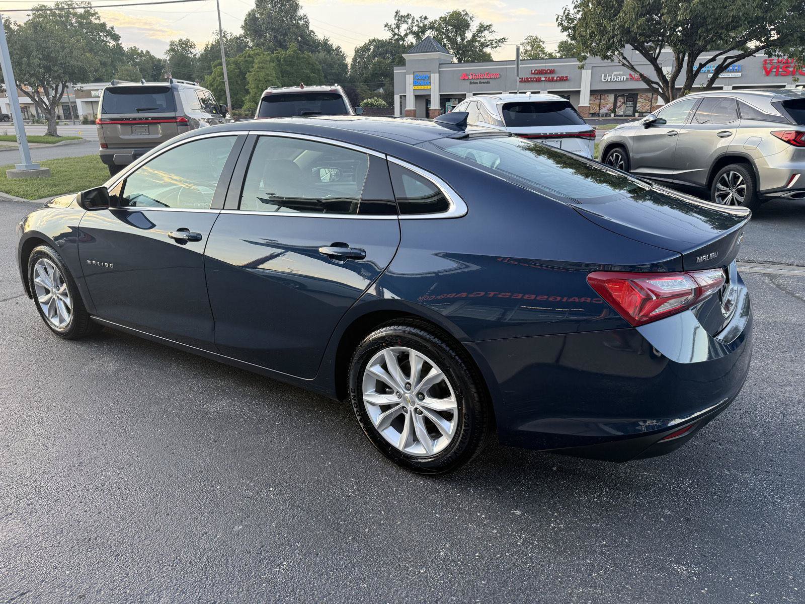 Used 2022 Chevrolet Malibu LT FWD image 6
