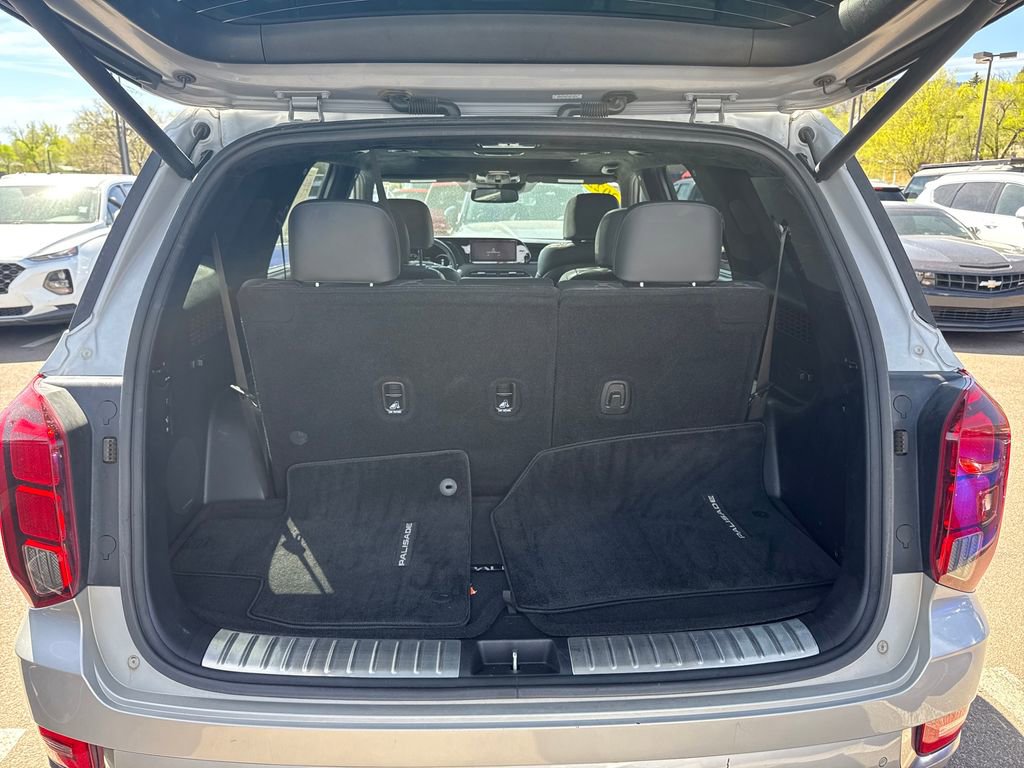 Used 2022 Hyundai Palisade Calligraphy w/ Cargo Package image 15