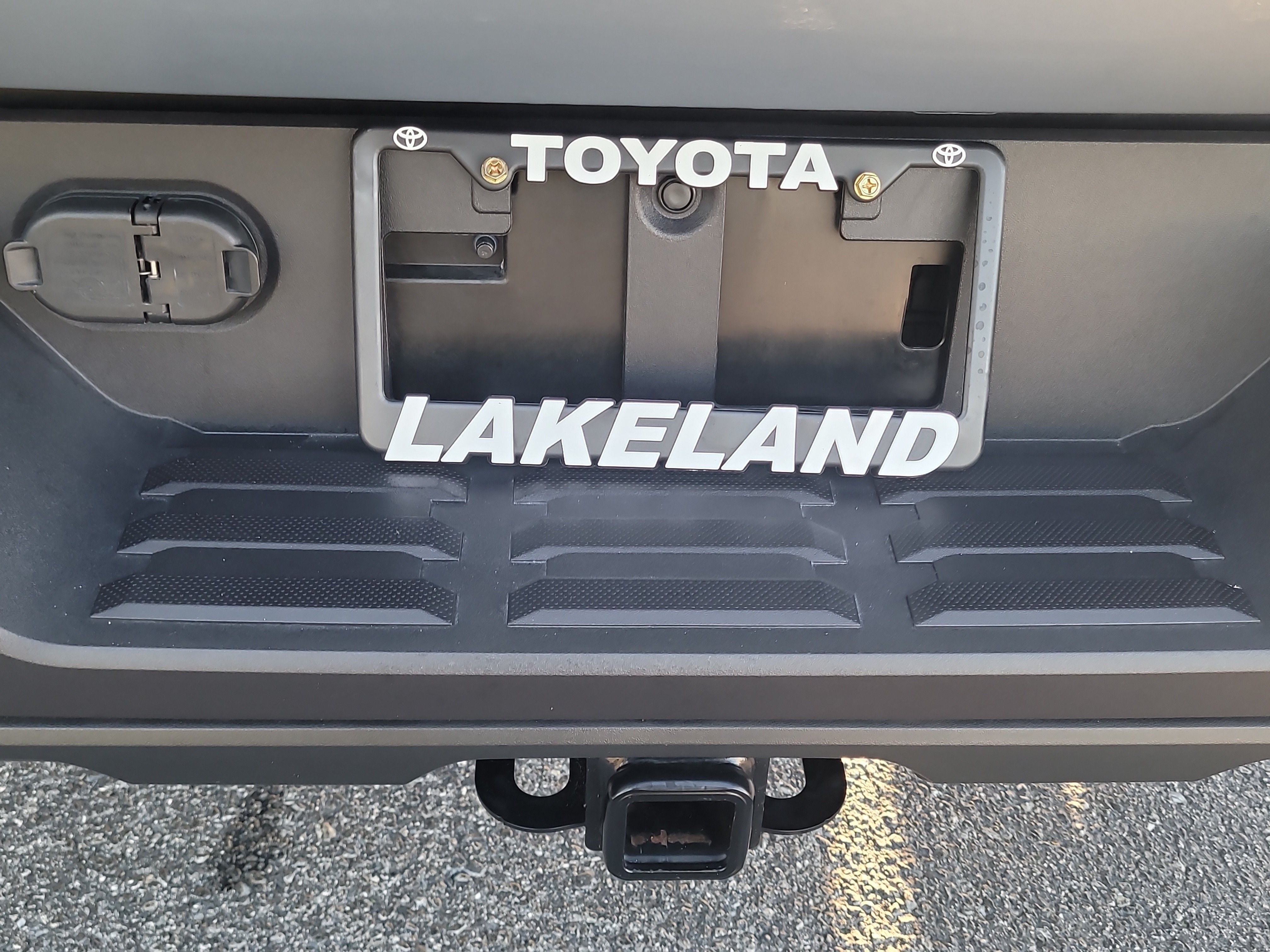 Certified 2026 Toyota Tundra Limited w/ Limited PVM Package AWD/4WD image 11