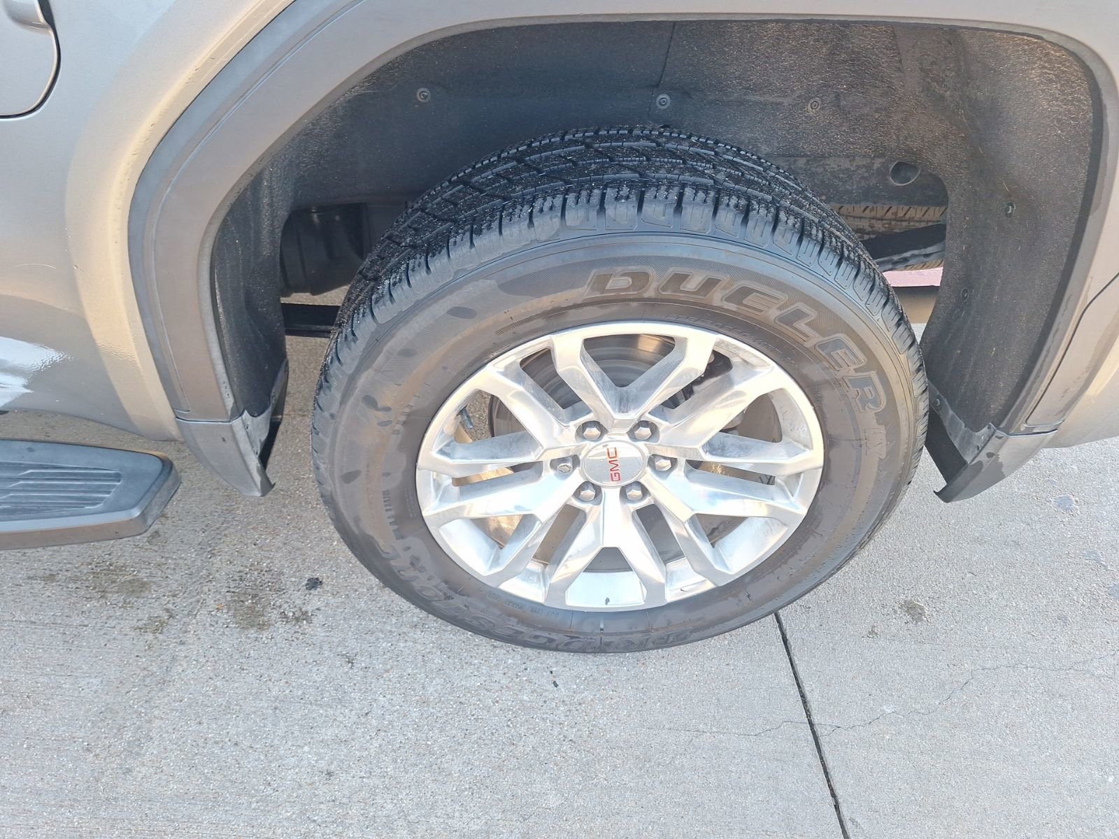 Used 2020 GMC Sierra 1500 SLT image 11