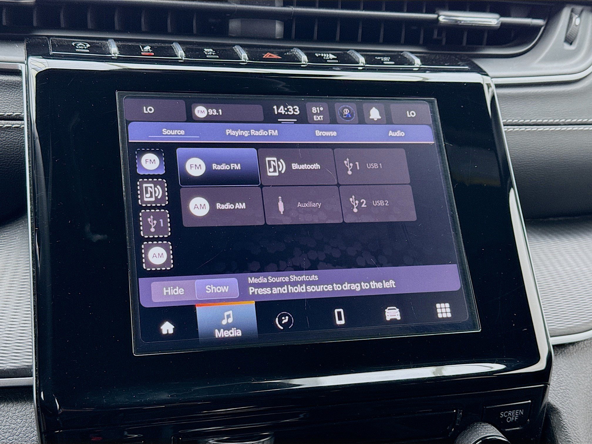 Used 2024 Jeep Grand Cherokee Laredo X RWD image 11