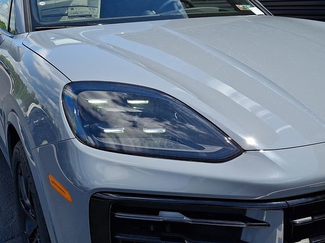 New 2026 Porsche Cayenne S AWD/4WD image 11