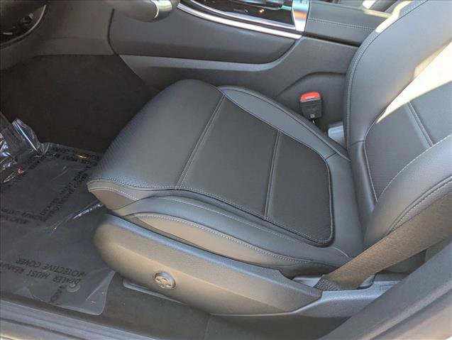 New 2026 Mercedes-Benz GLC 300 image 4