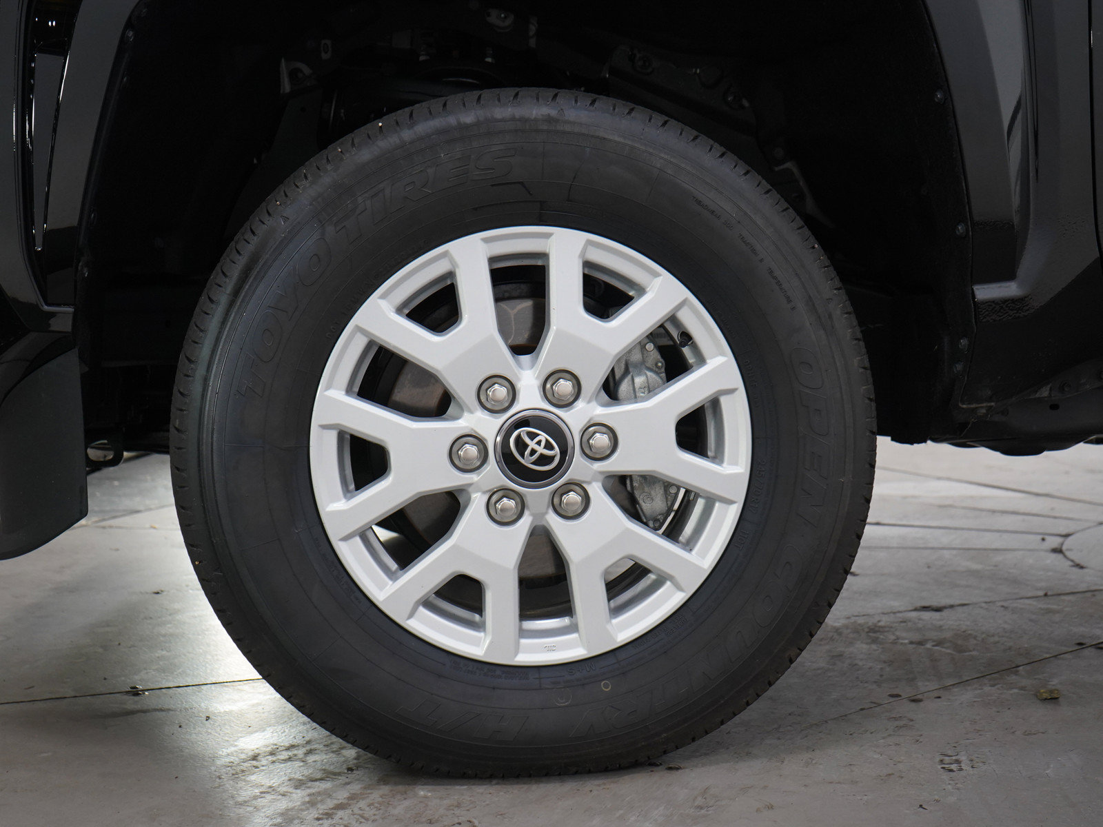 Used 2024 Toyota Tacoma SR AWD/4WD image 26