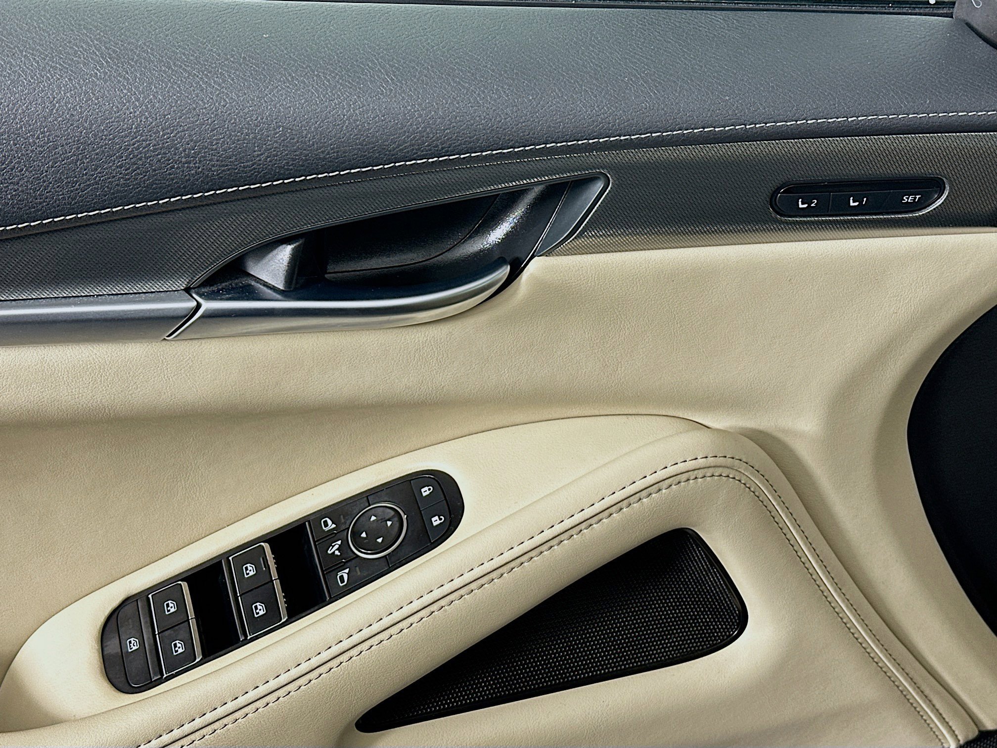 Used 2023 INFINITI QX60 Luxe w/ Cargo Package image 15