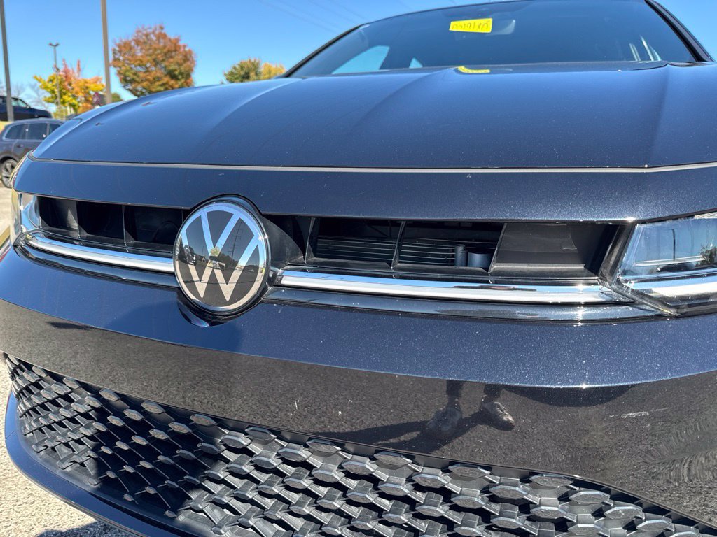 Used 2026 Volkswagen Jetta Sport FWD image 10
