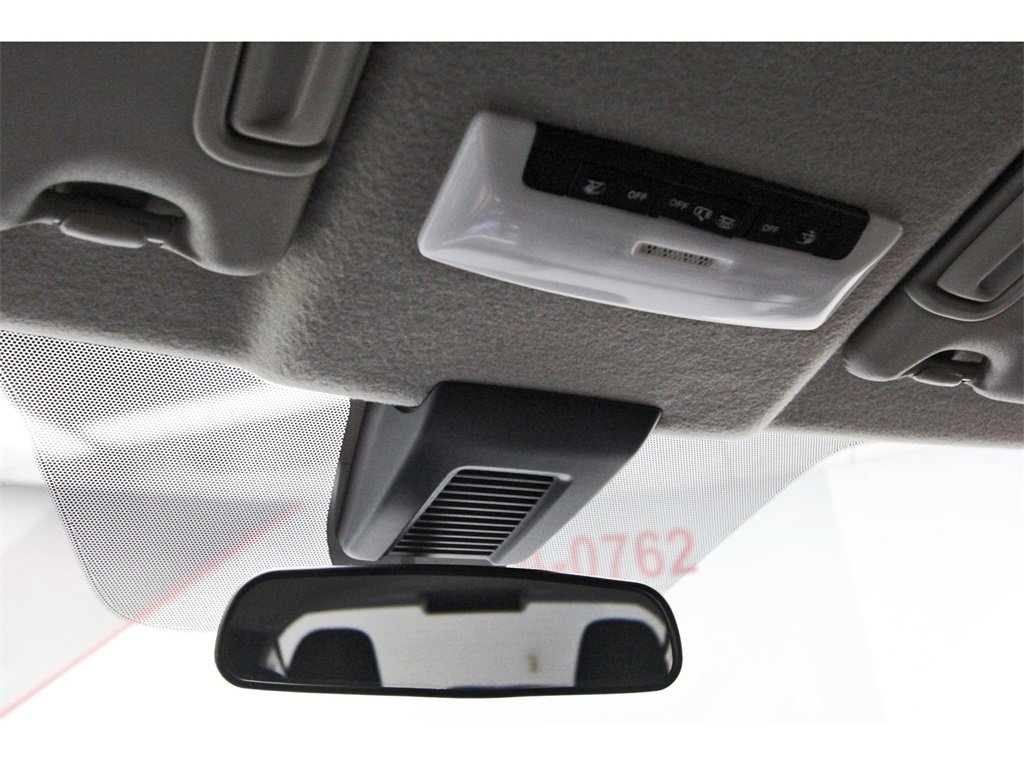 Used 2025 Nissan Kicks Play S image 45