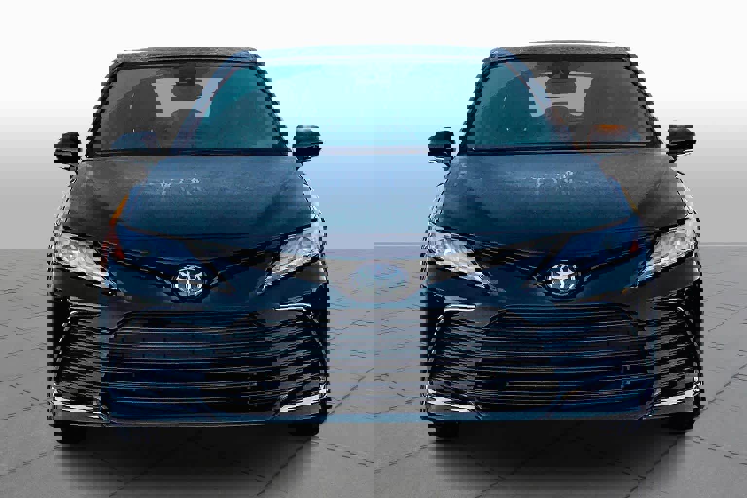 Used 2024 Toyota Camry XLE image 4