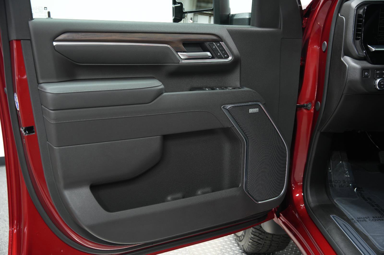 New 2026 GMC Sierra 2500 SLT w/ SLT Convenience Package image 22