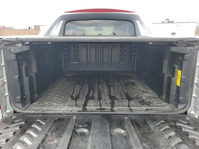 Used 2013 Chevrolet Avalanche LT image 22