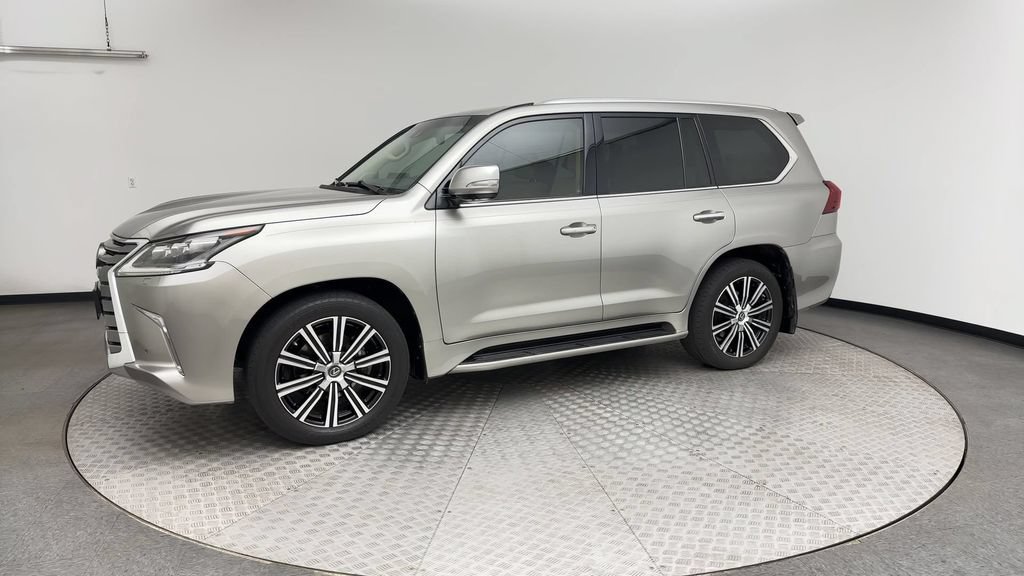 Used 2018 Lexus LX 570 4WD w/ Luxury Package image 6