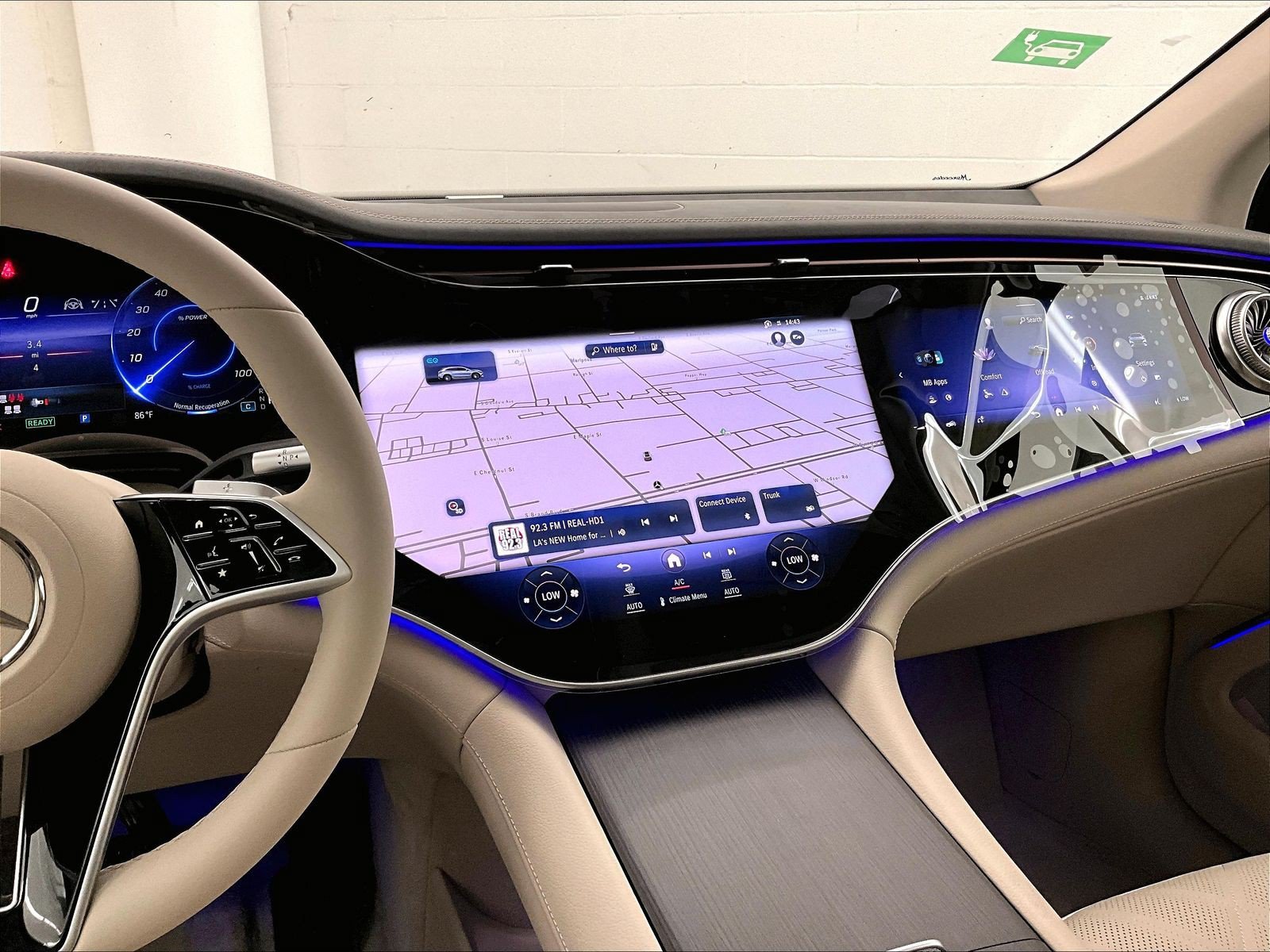 New 2026 Mercedes-Benz EQS 400 4MATIC SUV image 7