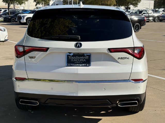 Used 2024 Acura MDX w/ Technology Package FWD image 5