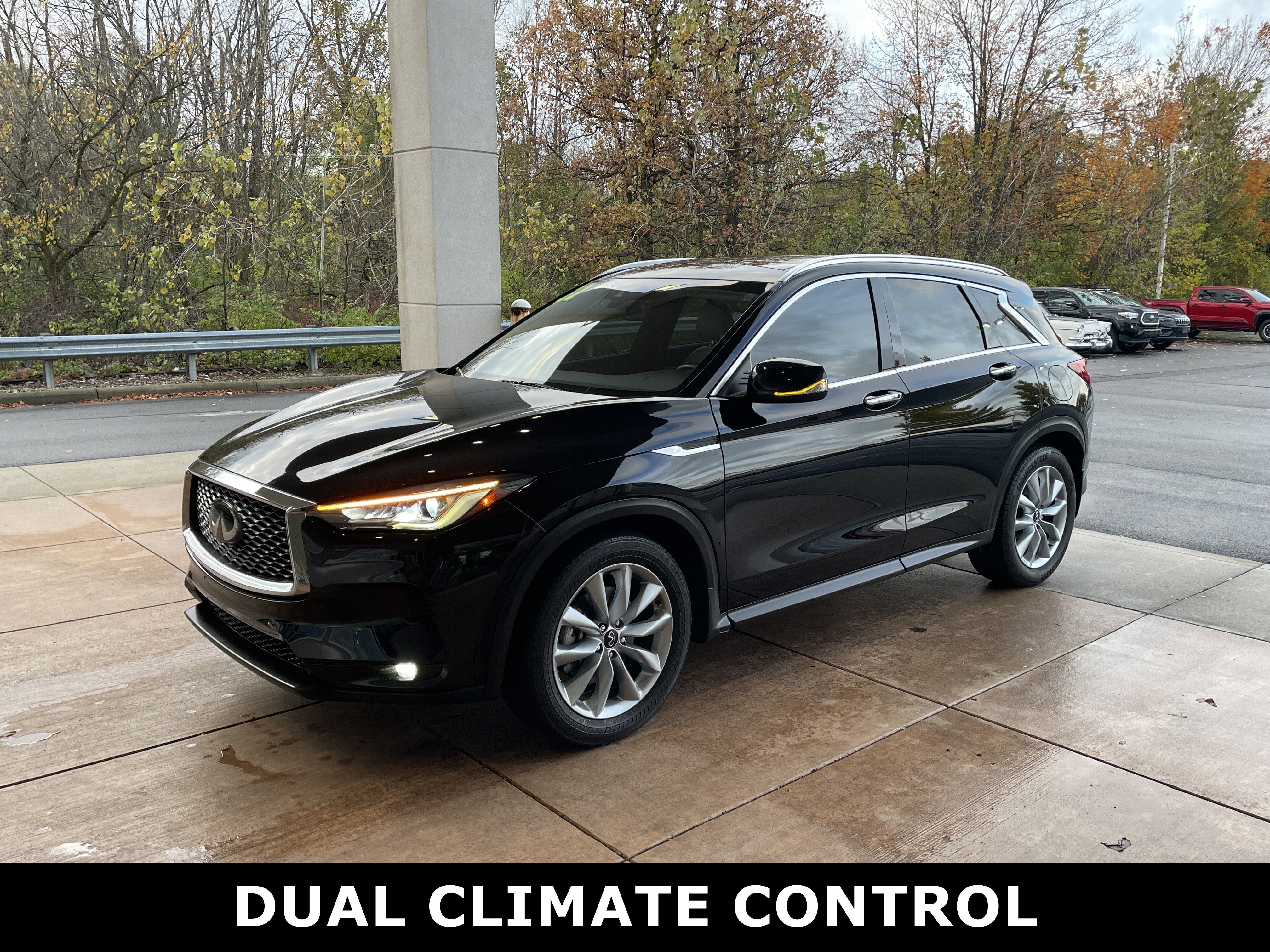 Used 2022 INFINITI QX50 Luxe image 3