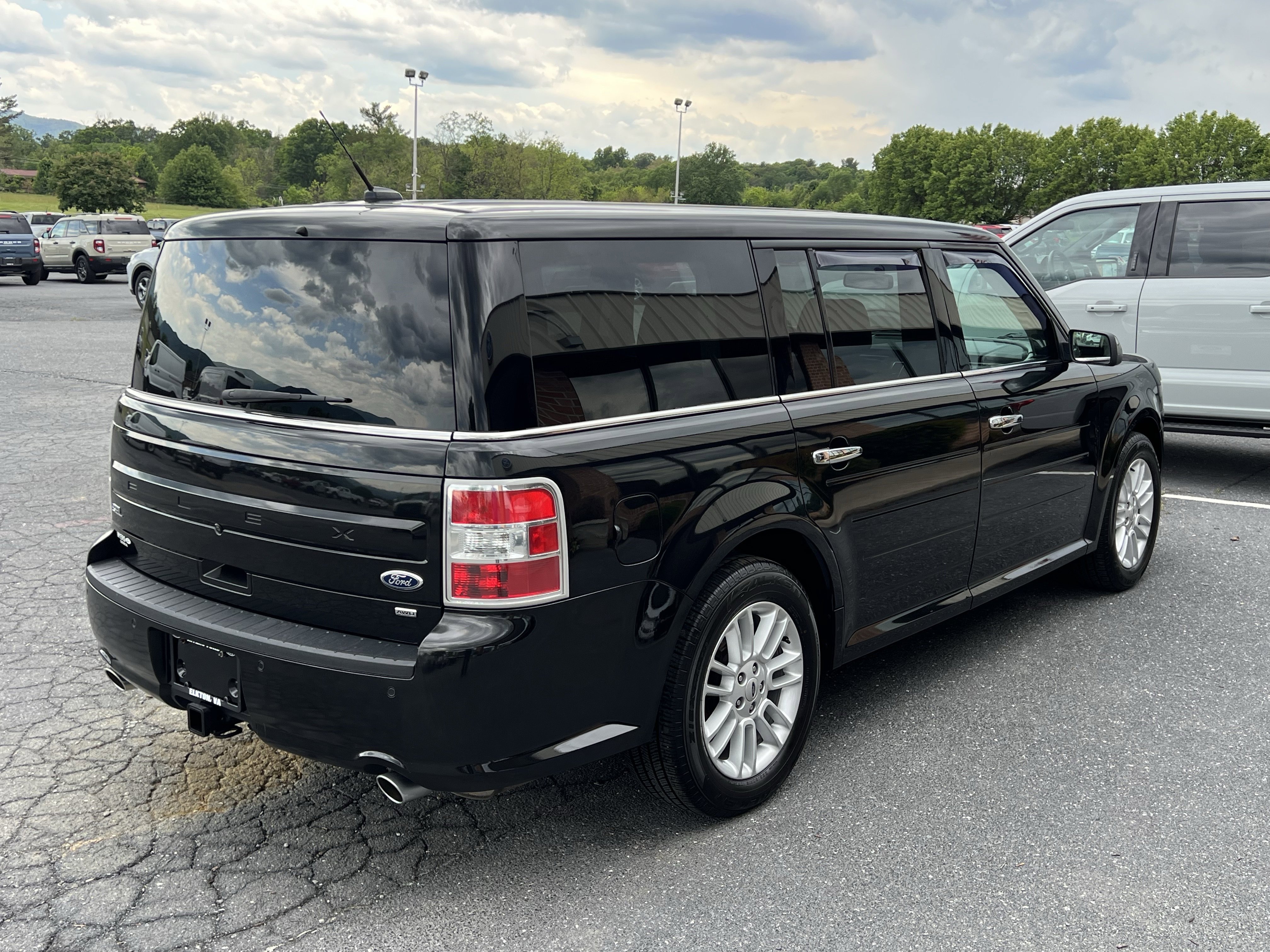 Used 2015 Ford Flex SEL w/ Equipment Group 202A AWD/4WD image 6