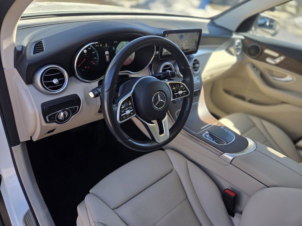 Used 2022 Mercedes-Benz GLC 300 4MATIC w/ Multimedia Package Lite image 14