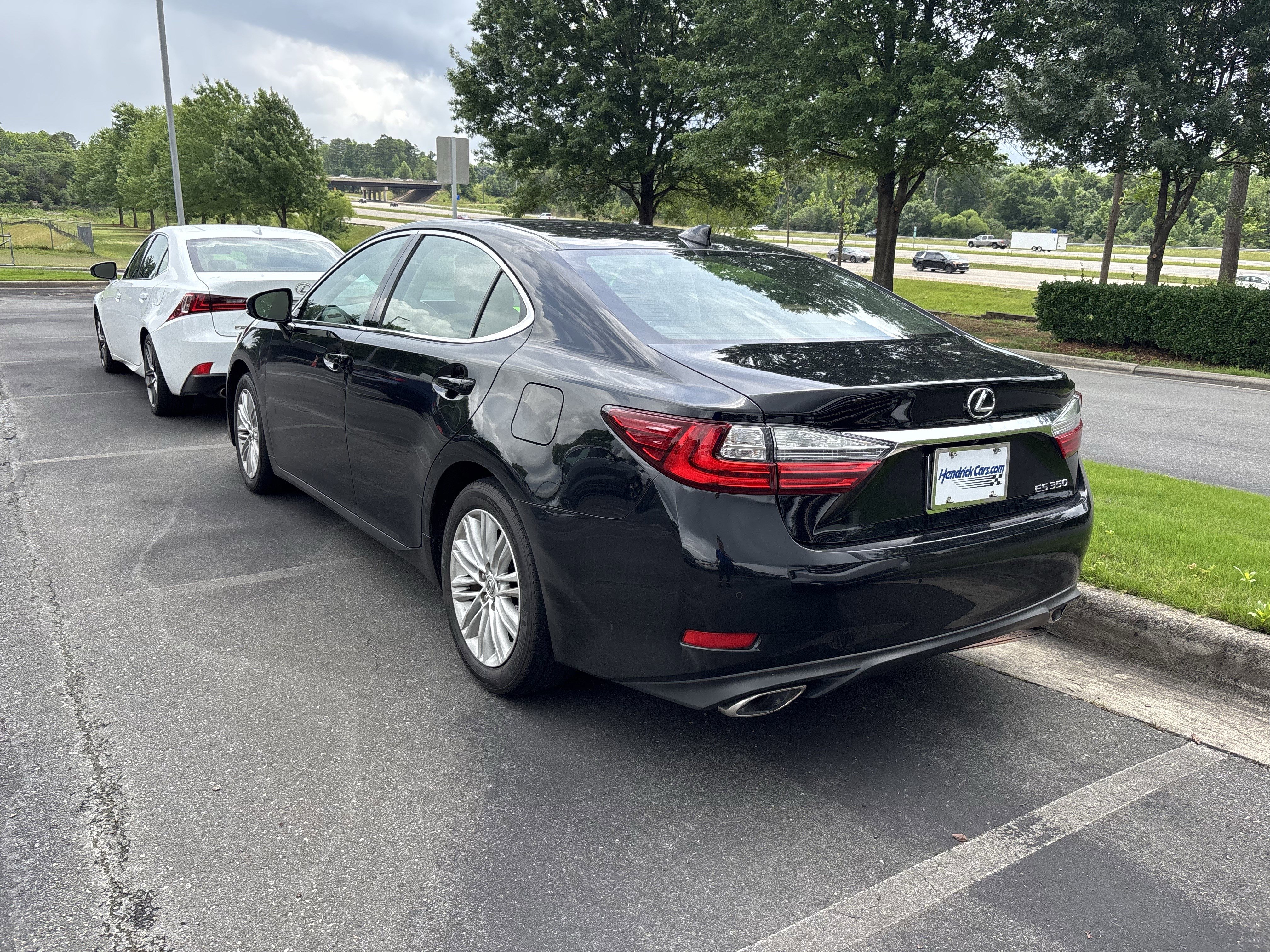 Used 2017 Lexus ES 350 w/ Premium Package FWD image 16