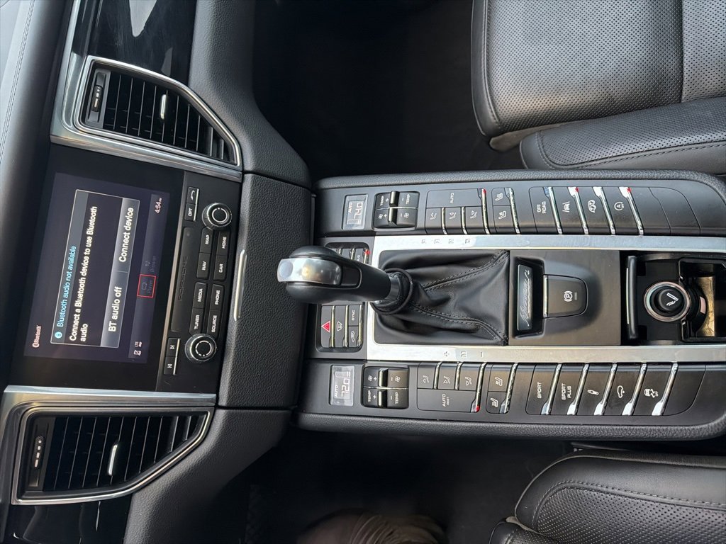 Used 2017 Porsche Macan S image 11