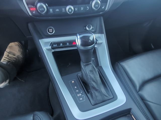 Used 2023 Audi Q3 2.0T Premium image 21
