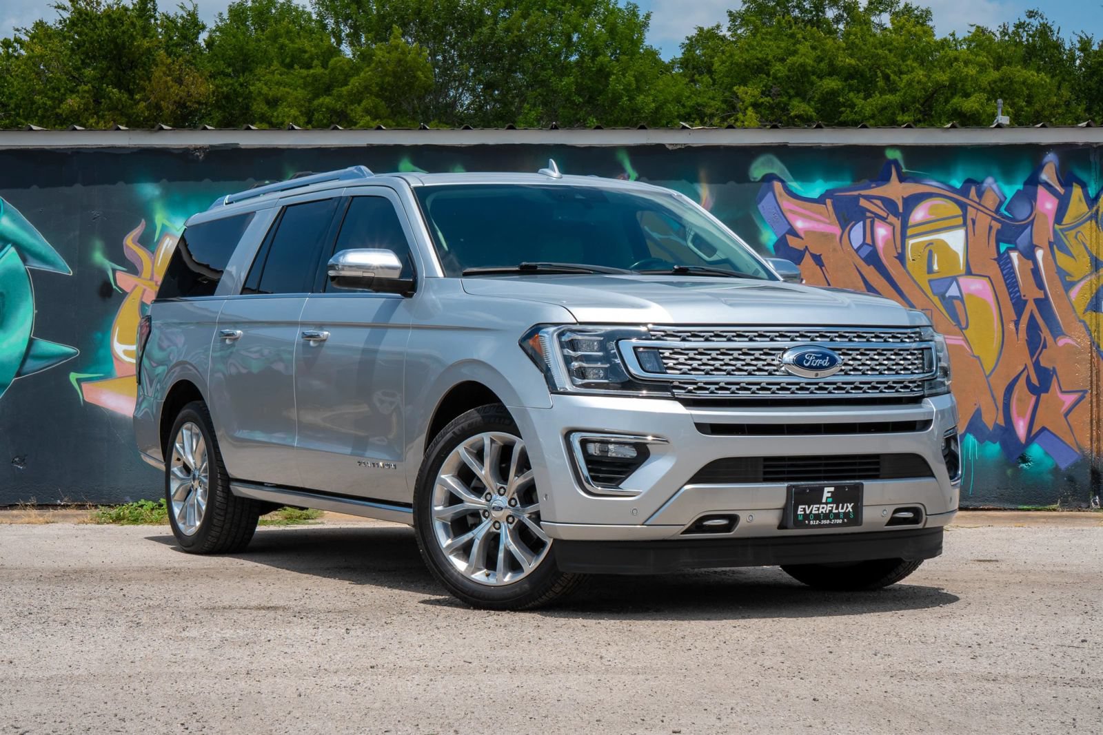 Used 2018 Ford Expedition Max Platinum AWD/4WD image 2
