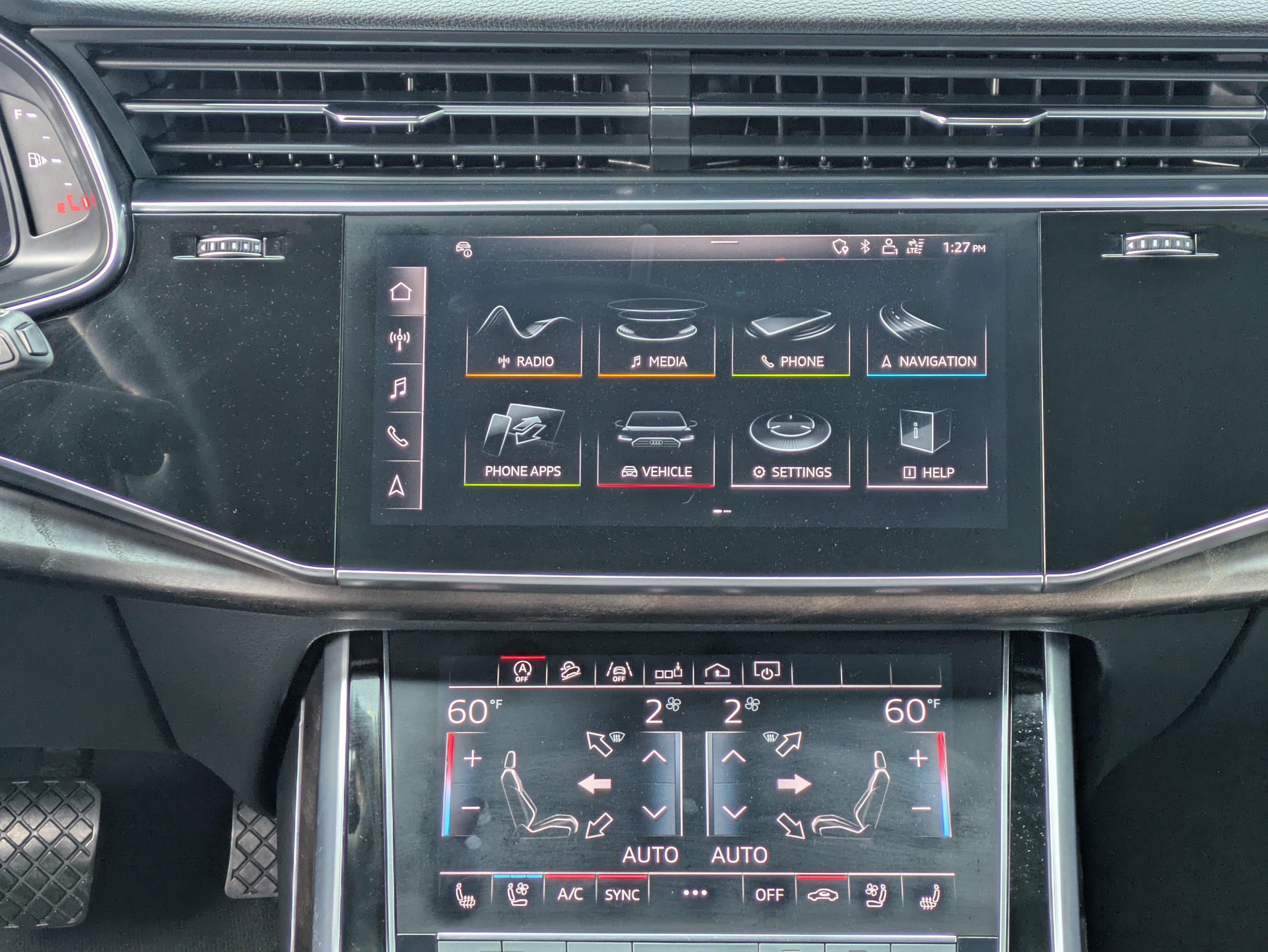 Used 2019 Audi Q8 Premium Plus AWD/4WD image 19