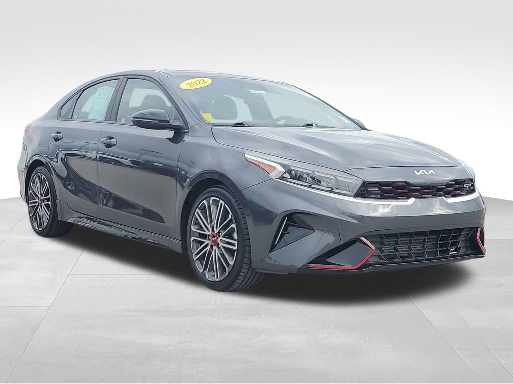 Used 2022 Kia Forte GT image 3