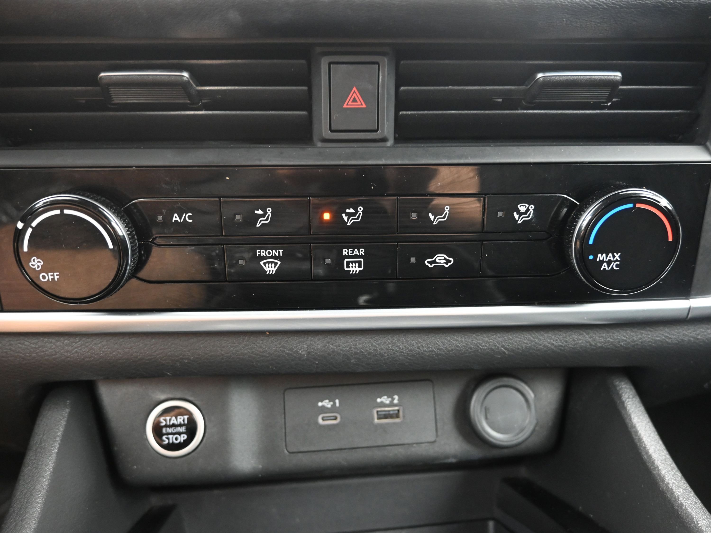 Used 2023 Nissan Rogue S AWD/4WD image 17