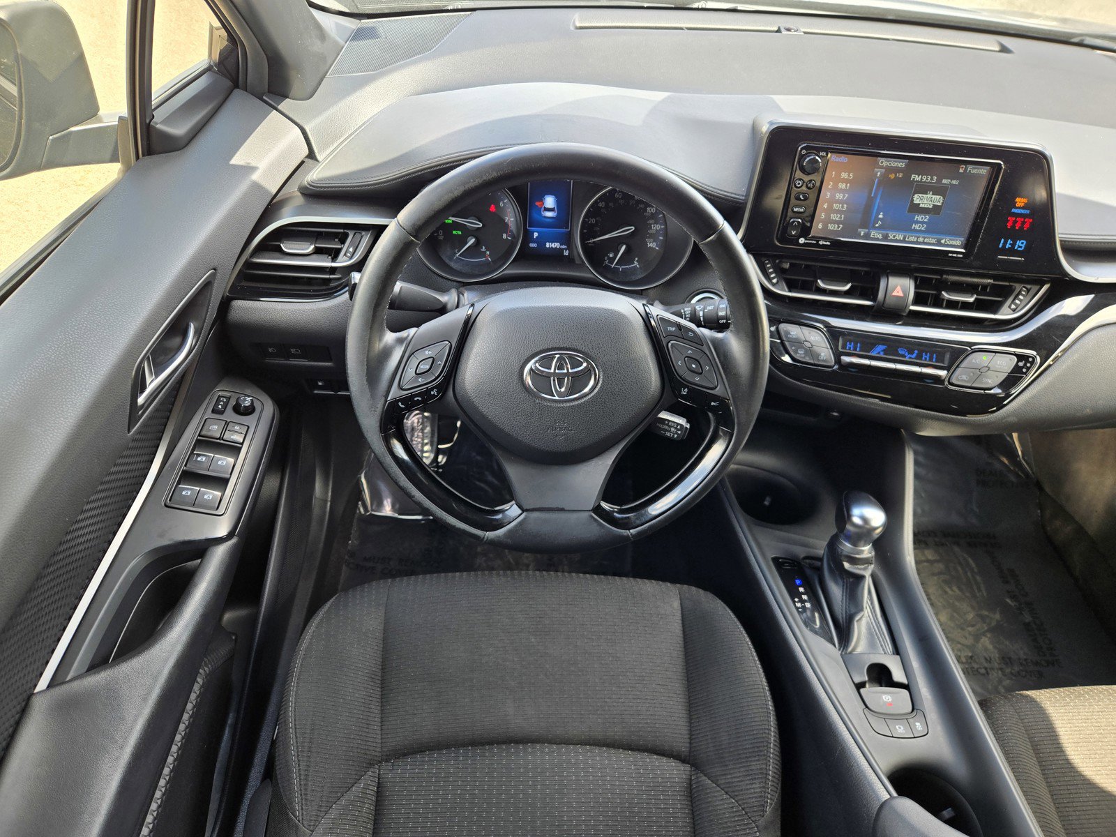 Used 2018 Toyota C-HR XLE FWD image 12