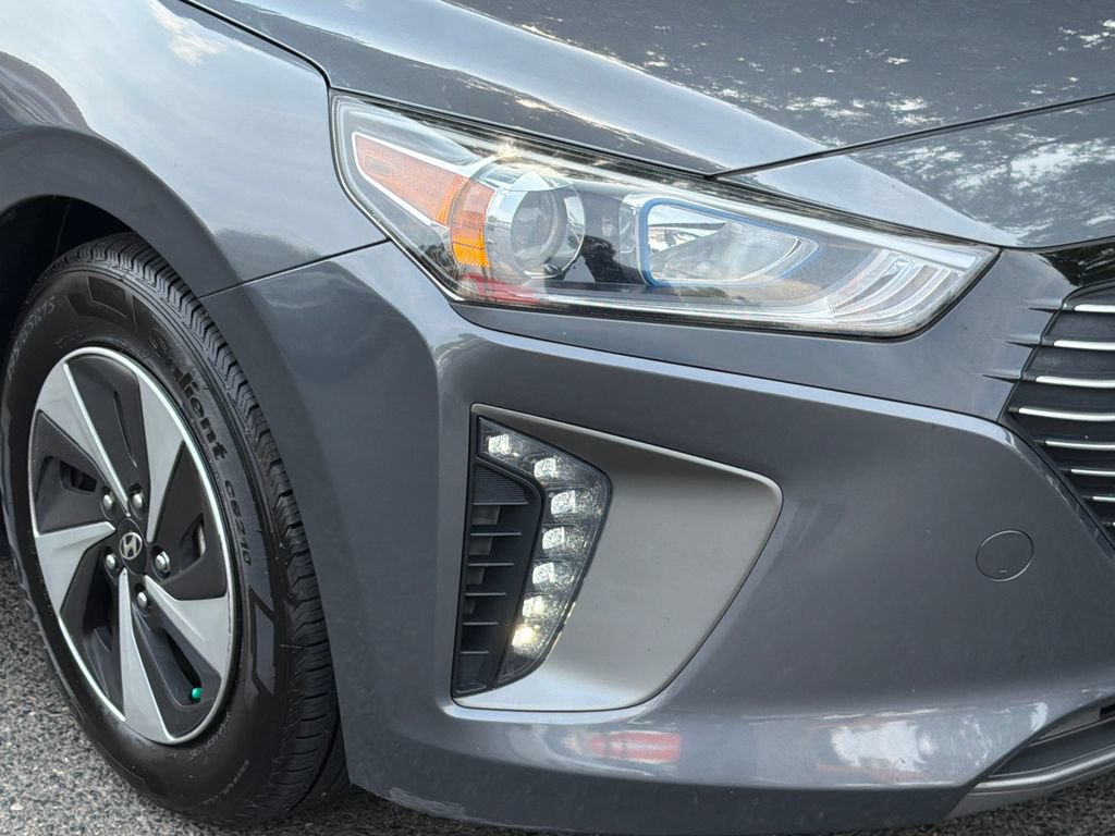 Used 2019 Hyundai Ioniq SEL FWD image 9